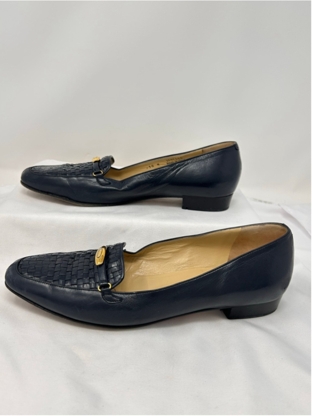 Bally Vanessa Italian Navy Leather Woven Loafers Gold Hardware Size 10
